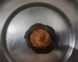 चोकलेट विथ बिस्कीट स्टफ मोदक (Chocolate Biscuit Modak Recipe In Marathi) रेसिपी स्टेप 3 फोटो 