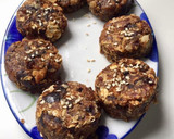 A picture of step 5 of Dates oats cookies.