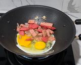 Foto langkah ke 3 dari resep Mie Goreng Sosis Gila.