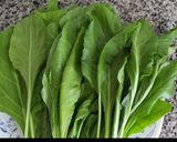 A picture of step 1 of Dal palak.
