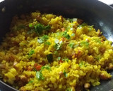 A picture of step 6 of Kanda poha.