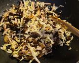 Foto langkah ke 3 dari resep Spring Roll Bihun Sosis Ayam.