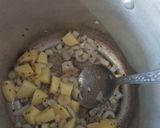A picture of step 1 of Tuver Sabji in cooker.