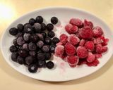 A picture of step 3 of Berry Muffins / Raspberry Blueberry.