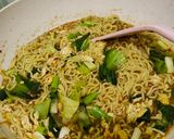 Foto langkah ke 7 dari resep Mie Nyemek (Pakai Mie Instan).
