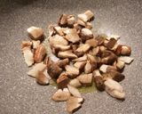 Foto del passaggio 2 della ricetta Spaghetti porcini e fiori di zucca