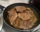 Fűszeres, szaftos hús recept fázis 4 fotója