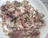 A picture of step 4 of Chinese cabbage tuna salad.