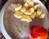 A picture of step 2 of Kashmiri style apple and tomato curry.