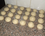A picture of step 3 of Soft layered chapatis.