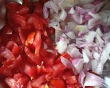 સ્પાઉટસ ઉત્તપમ (Sprouts Uttapam Recipe In Gujarati) રેસીપી સ્ટેપ3ફોટો