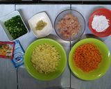 Foto langkah ke 1 dari resep Rogut Ayam Sayur / Isian Risol.