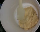 Foto langkah ke 3 dari resep Kuker Semprit Vanila.