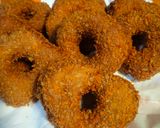 Foto langkah ke 6 dari resep Donat Crispy Karamel #Dapur Fitri.