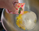Foto del paso 1 de la receta: Panetones de naranja y coco