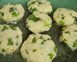 A picture of step 2 of Vrat wali Farali aloo tikki chat.
