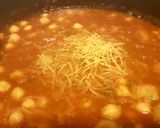 Foto del paso 9 de la receta Garbanzos con Almejas y Fideos "entomataos"