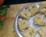 सफेद तिल की बर्फी (safed til ki barfi recipe in Hindi) रेसिपी चरण 8 फोटो