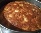 Foto del passaggio 2 della ricetta Torta alle mele con noci aromatizzata al rum