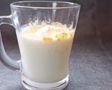 स्ट्रीट स्टाईल बदाम मिल्कशेक (Street style badam milkshake recipe in marathi) रेसिपी स्टेप 2 फोटो 