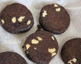 A picture of step 3 of Rice Cooker Cookies: Chocolate Walnut Cookies Without an Oven.