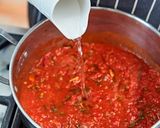 A picture of step 17 of Classic Tomato Spaghetti.