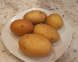 Foto del paso 2 de la receta: Ensalada de patata al pesto con salchichas