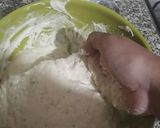 Foto del paso 2 de la receta: Pizza Casera saborizada extra rápida