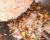 शेजवान फ्राईड राईस (schezwan Fried Rice recipe in marathi) रेसिपी स्टेप 8 फोटो 