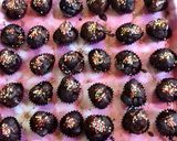 Foto langkah ke 3 dari resep Kue koko krunch coklat.