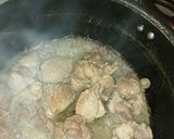 صورة لخطوة 1 من وصفة طاجن لحمة بالبصل والبطاطس يجنن 😋