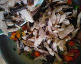 Foto langkah ke 4 dari resep Cakalang Suwir Kemangi.