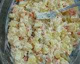 Foto del paso 3 de la receta: Ensalada de estación con lomitos de atún en aceite