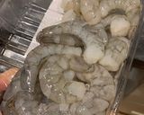 A picture of step 1 of Super simple zesty prawns.