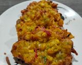 Foto langkah ke 4 dari resep Bakwan jagung bumbu cabe ulek.
