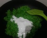 Foto langkah ke 3 dari resep Ketan kukus pandan tabur kelapa.