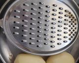 A picture of step 1 of Potato Pan Cake.