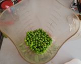Foto del paso 7 de la receta: Puré de guisantes con menta y filete de hamburguesa