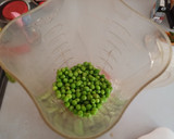 Foto del paso 7 de la receta: Puré de guisantes con menta y filete de hamburguesa