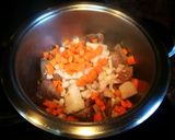 Foto del paso 1 de la receta: Tacos de ternera en salsa con croquetas translúcidas de harina