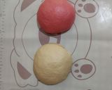 Foto langkah ke 2 dari resep Merah Putih Condensed Milk Bread (tanpa telur).