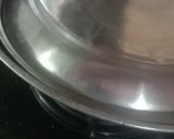 A picture of step 3 of Cheese lavabdar.