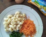Foto langkah ke 1 dari resep Macaroni omelet.