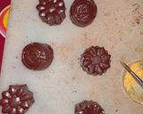 Foto del paso 5 de la receta: Bombones de chocolate con relleno de fresa