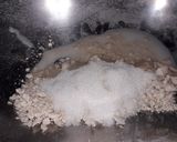 Foto del paso 2 de la receta: 🥐Medialunas de manteca🥐