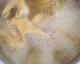 Foto langkah ke 2 dari resep Kuah soto ayam instan.
