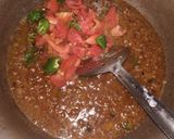 A picture of step 4 of Chana gravy.