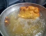 नाशिकचा प्रसिद्ध पाव वडा (pav vada recipe in marathi) रेसिपी स्टेप 7 फोटो 