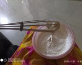 A picture of step 1 of Dahi Vada Dahi Bhalla Chaat.