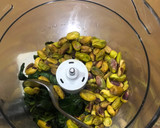 Foto langkah ke 3 dari resep Pesto.